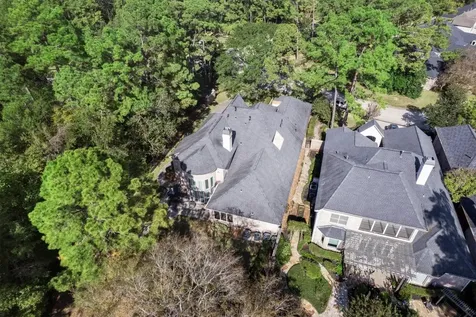 2115 Fairway Green Drive Kingwood TX 77339