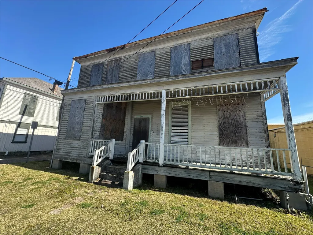 414 Christopher Columbus Boulevard Galveston TX 77550