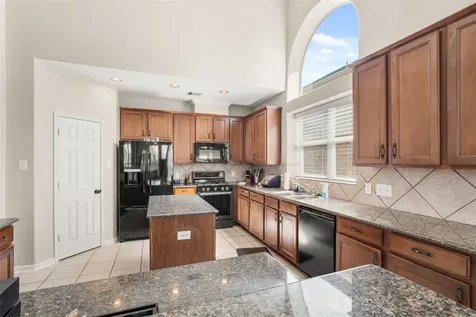 3714 Apple Tree Circle W La Porte TX 77571