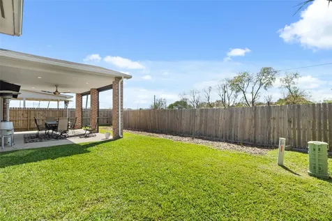 3714 Apple Tree Circle W La Porte TX 77571