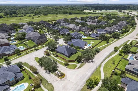 8403 Cape Henry Missouri City TX 77459