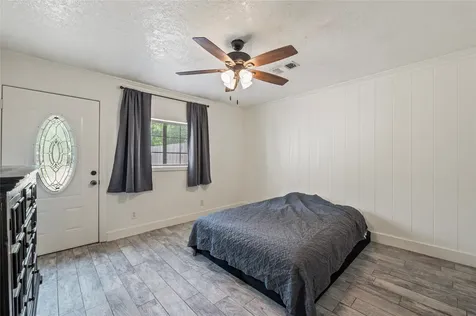 4801 44th Street Dickinson TX 77539