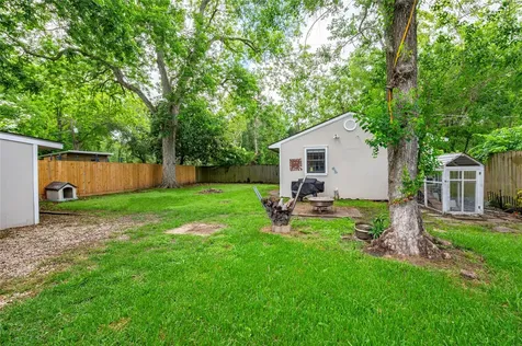 4801 44th Street Dickinson TX 77539