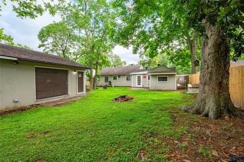 4801 44th Street Dickinson TX 77539