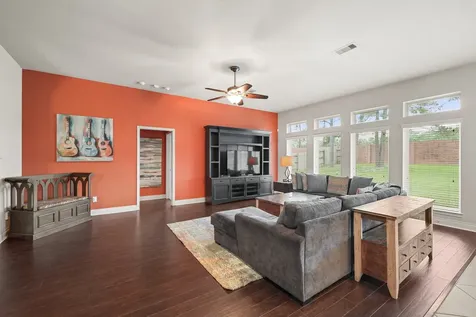 2816 Leafwood Lane Pearland TX 77584