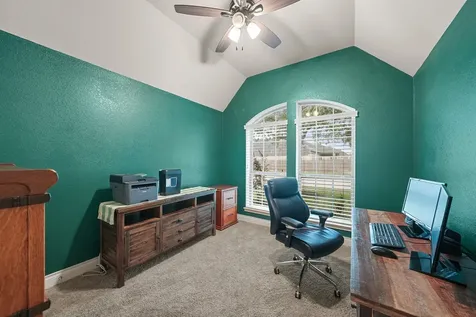 2816 Leafwood Lane Pearland TX 77584