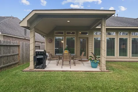 2816 Leafwood Lane Pearland TX 77584