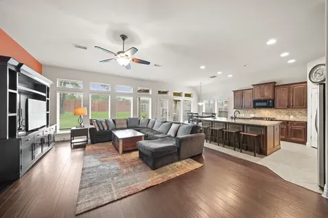 2816 Leafwood Lane Pearland TX 77584