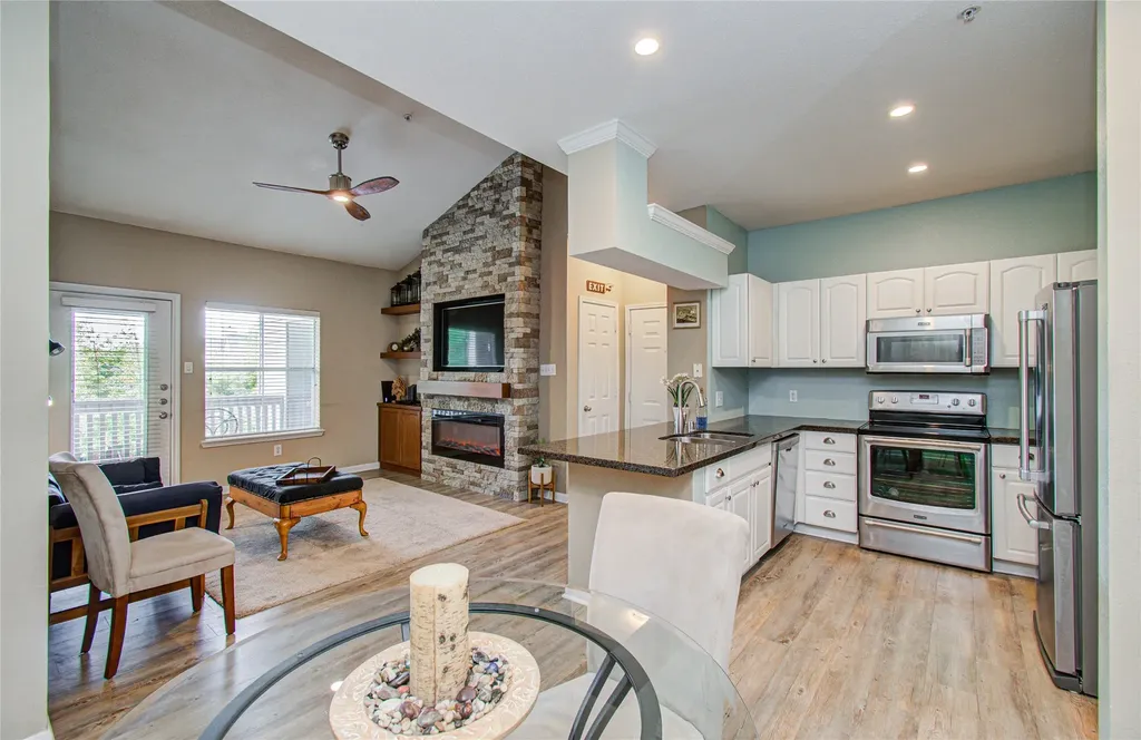 1330 Old Spanish Trail 4306 Houston TX 77054