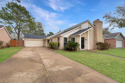 1922 Pepperwood Lane Houston TX 77084