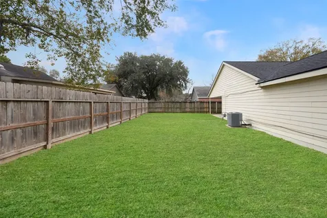 1922 Pepperwood Lane Houston TX 77084