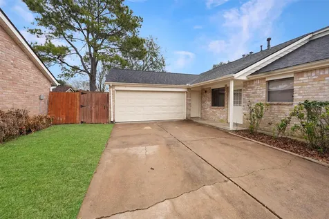 1922 Pepperwood Lane Houston TX 77084