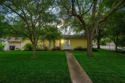 127 Marlin Avenue Galveston TX 77550