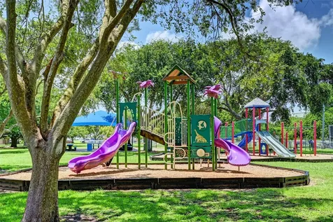 127 Marlin Avenue Galveston TX 77550