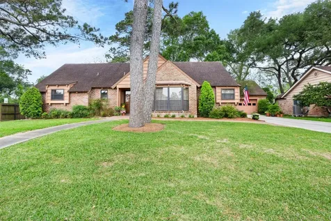 3014 Inwood Drive Dickinson TX 77539