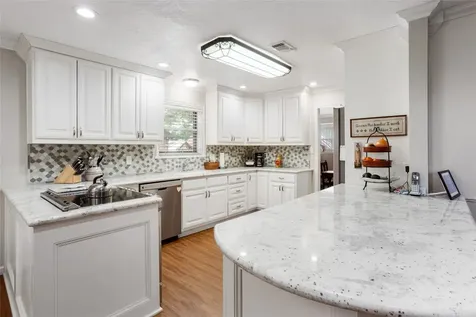 3014 Inwood Drive Dickinson TX 77539