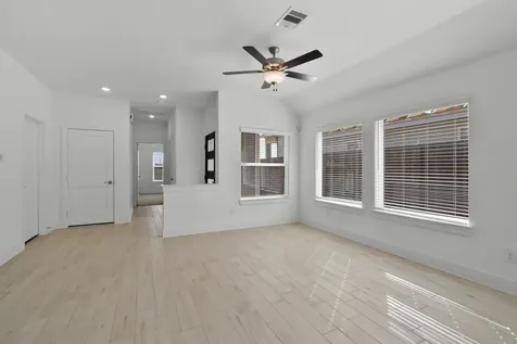 5227 Celestial Court Iowa Colony TX 77583
