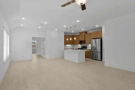 5227 Celestial Court Iowa Colony TX 77583