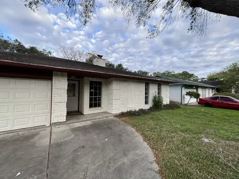 16631 Blackhawk Boulevard Friendswood TX 77546