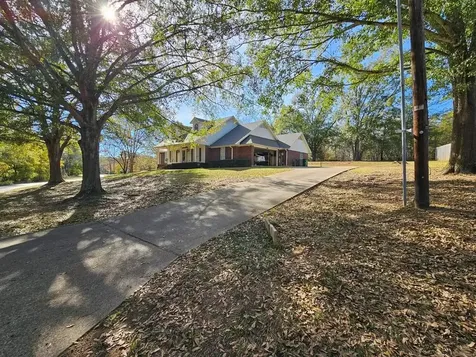 2001 Ventureview Street Palestine TX 75803
