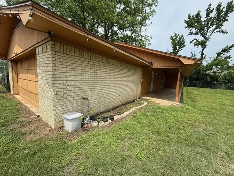 204 N Us Highway 287 Elkhart TX 75839