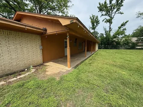 204 N Us Highway 287 Elkhart TX 75839