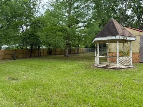 204 N Us Highway 287 Elkhart TX 75839