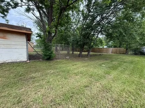 204 N Us Highway 287 Elkhart TX 75839