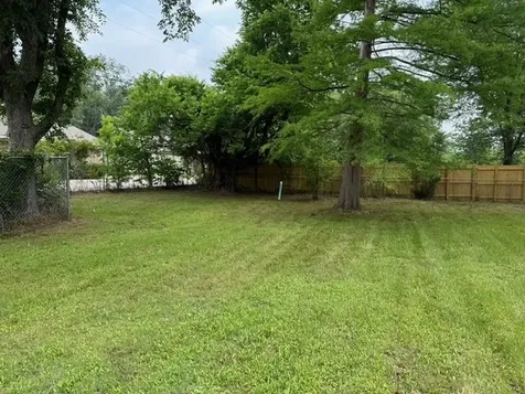 204 N Us Highway 287 Elkhart TX 75839