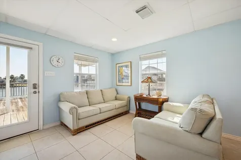 16537 Tortuga Way Jamaica Beach TX 77554