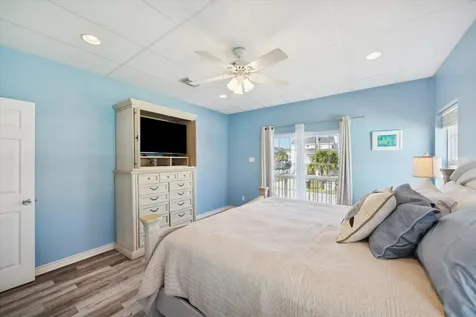 16537 Tortuga Way Jamaica Beach TX 77554