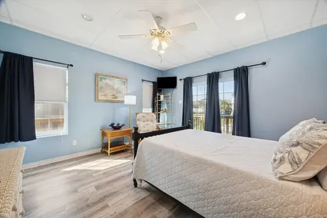 16537 Tortuga Way Jamaica Beach TX 77554