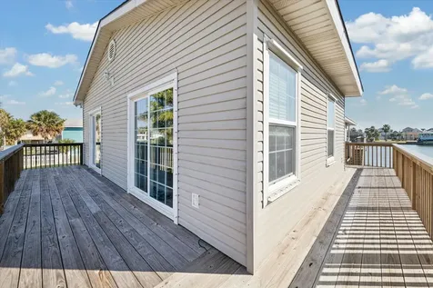 16537 Tortuga Way Jamaica Beach TX 77554