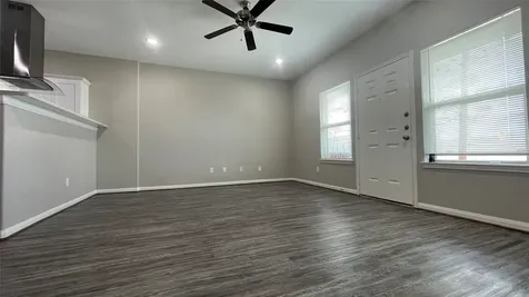 4510 Mayflower Street B Houston TX 77051