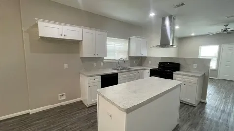 4510 Mayflower Street B Houston TX 77051