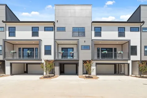 11942 S Hoa Sen Circle Houston TX 77072