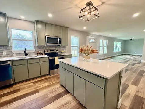 102 Terral Court Cameron TX 76520