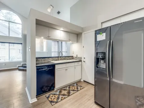 39 N Lakeridge Circle The Woodlands TX 77381