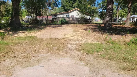 1109 Truman Street Cleveland TX 77327