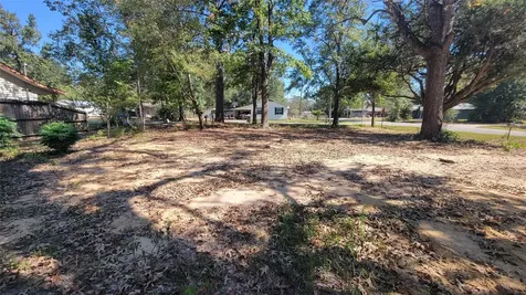1109 Truman Street Cleveland TX 77327