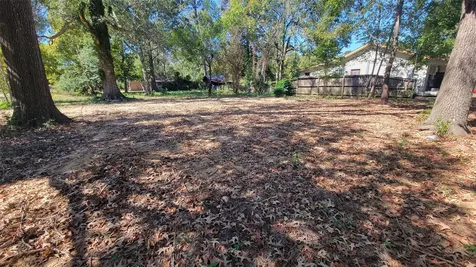 1109 Truman Street Cleveland TX 77327
