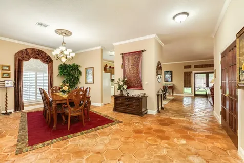 42 W Dansby Drive Galveston TX 77551