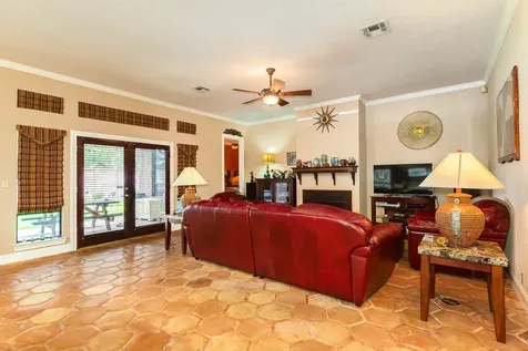 42 W Dansby Drive Galveston TX 77551