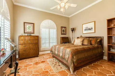 42 W Dansby Drive Galveston TX 77551