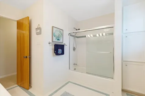 1222 Oahu Drive Galveston TX 77554