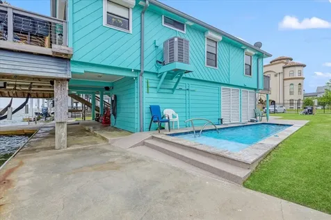 1222 Oahu Drive Galveston TX 77554