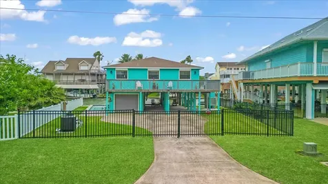 1222 Oahu Drive Galveston TX 77554