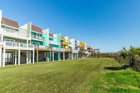 101 Pelican Place 7 Surfside Beach TX 77541