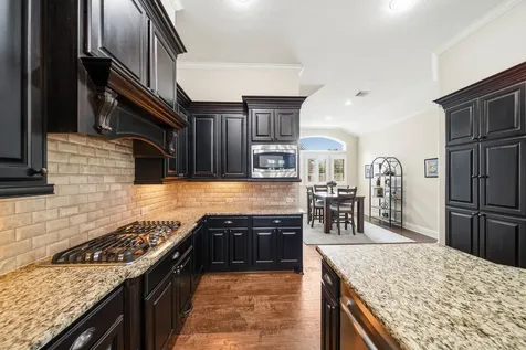 34 Lost Oak Court Missouri City TX 77459