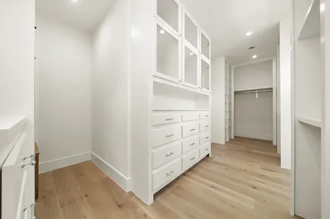 408 Pecore Street Houston TX 77009